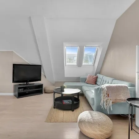 Rolig Plassert I Toppen Av Gagata Markens V Slottet Apartment