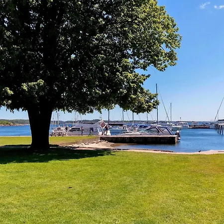 Nyrenovert Med Rolig Beliggenhet - Toppen Av Gagata Markens Ved Slottet