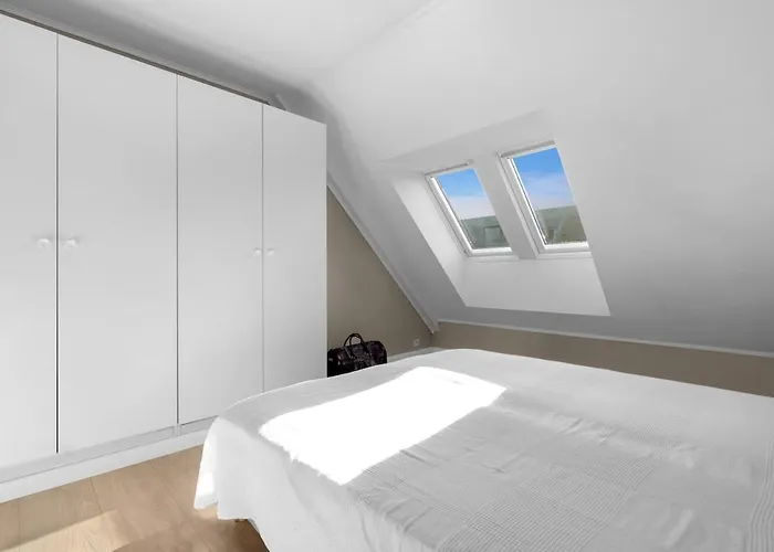 Nyrenovert Med Rolig Beliggenhet - Toppen Av Gagata Markens Ved Slottet Apartman Kristiansand