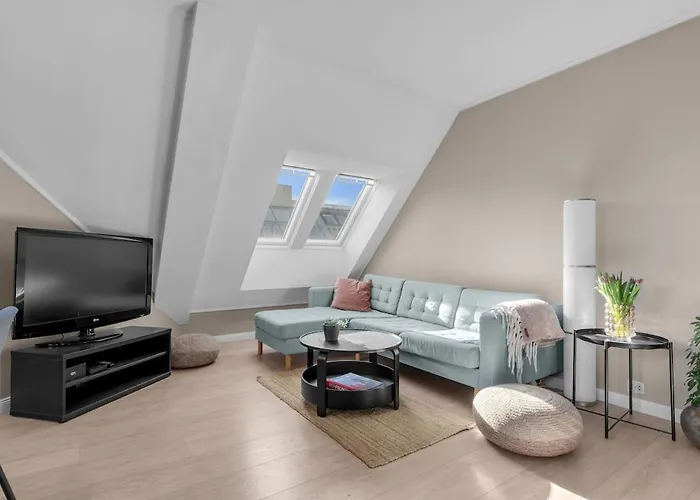 Nyrenovert Med Rolig Beliggenhet - Toppen Av Gagata Markens Ved Slottet Apartman Kristiansand